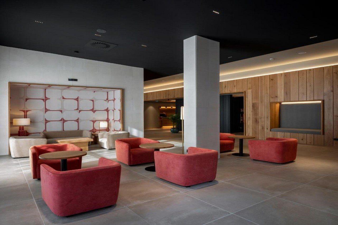 Hotel Ciudad De Logrono Bagian luar foto