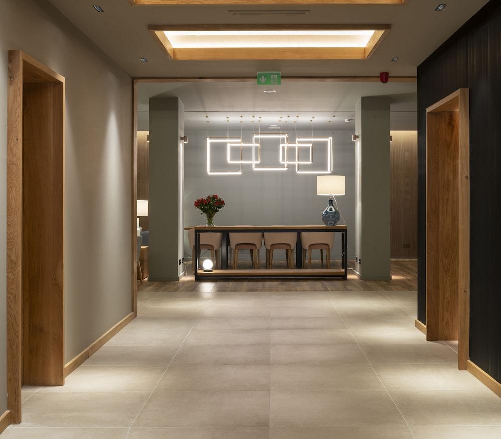 Hotel Ciudad De Logrono Bagian luar foto